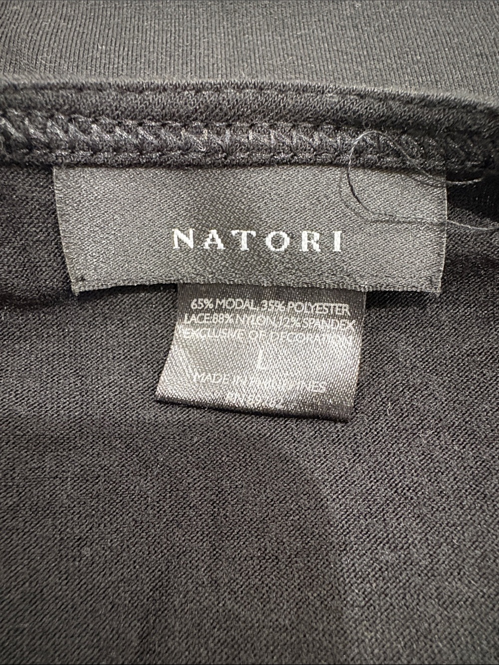Natori black long nightgown size large - Picture 3 of 3